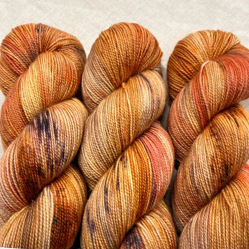 Circus Tonic Handmade Dathliad BFL Sock