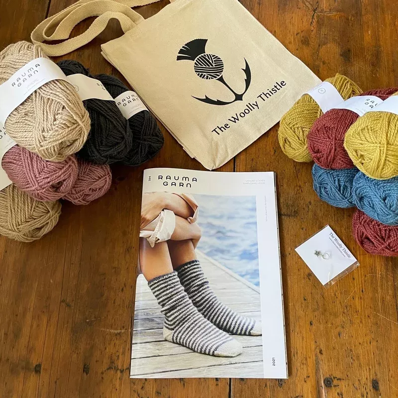 Vandre Socks Kit with Pattern Book